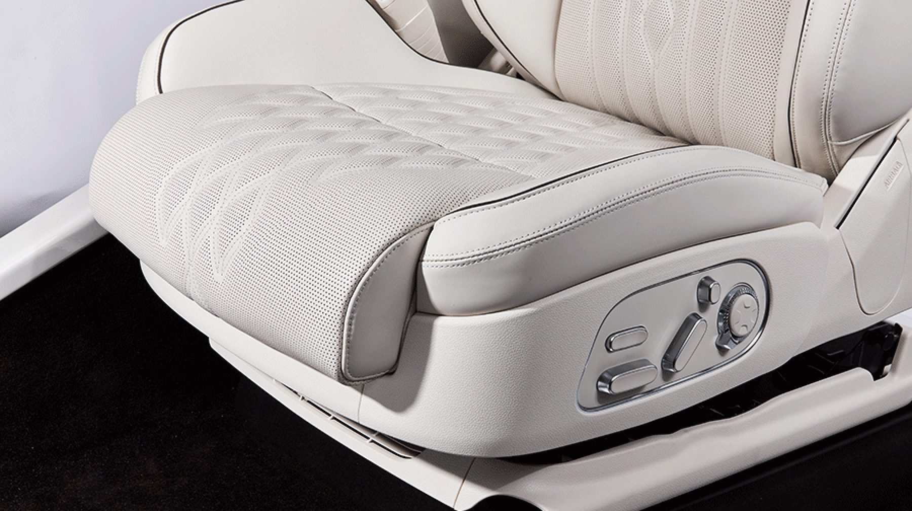 Power-adjustable Seat (22-way)