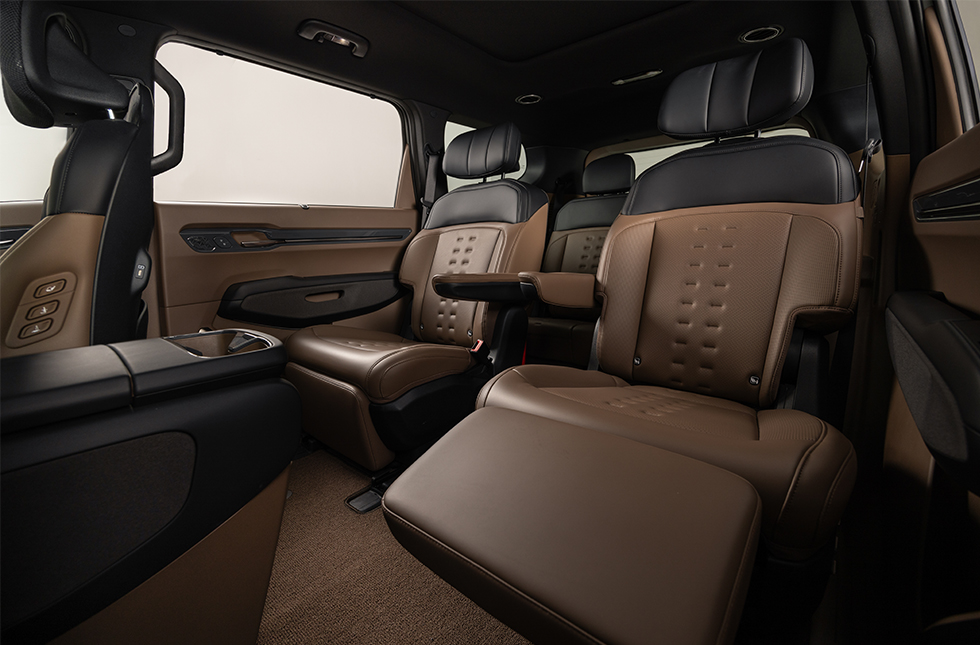 HYUNDAI TRANSYS Leads Innovation in Electric Vehicle Seats 